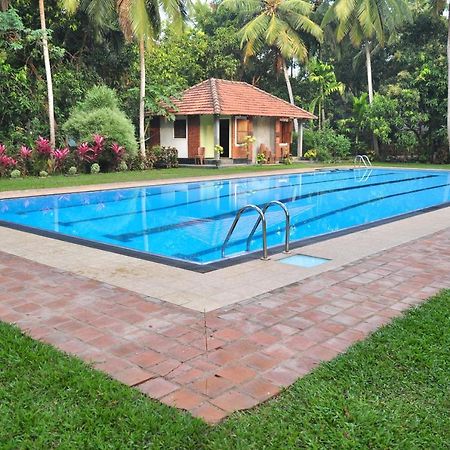 Soba Lanka Holiday Resort Melsiripura Exterior foto