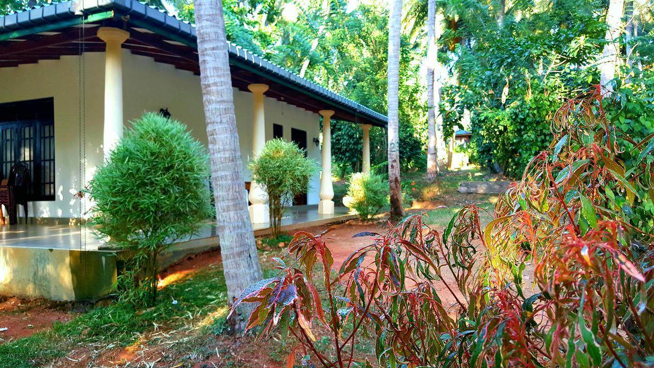 Soba Lanka Holiday Resort Melsiripura Exterior foto